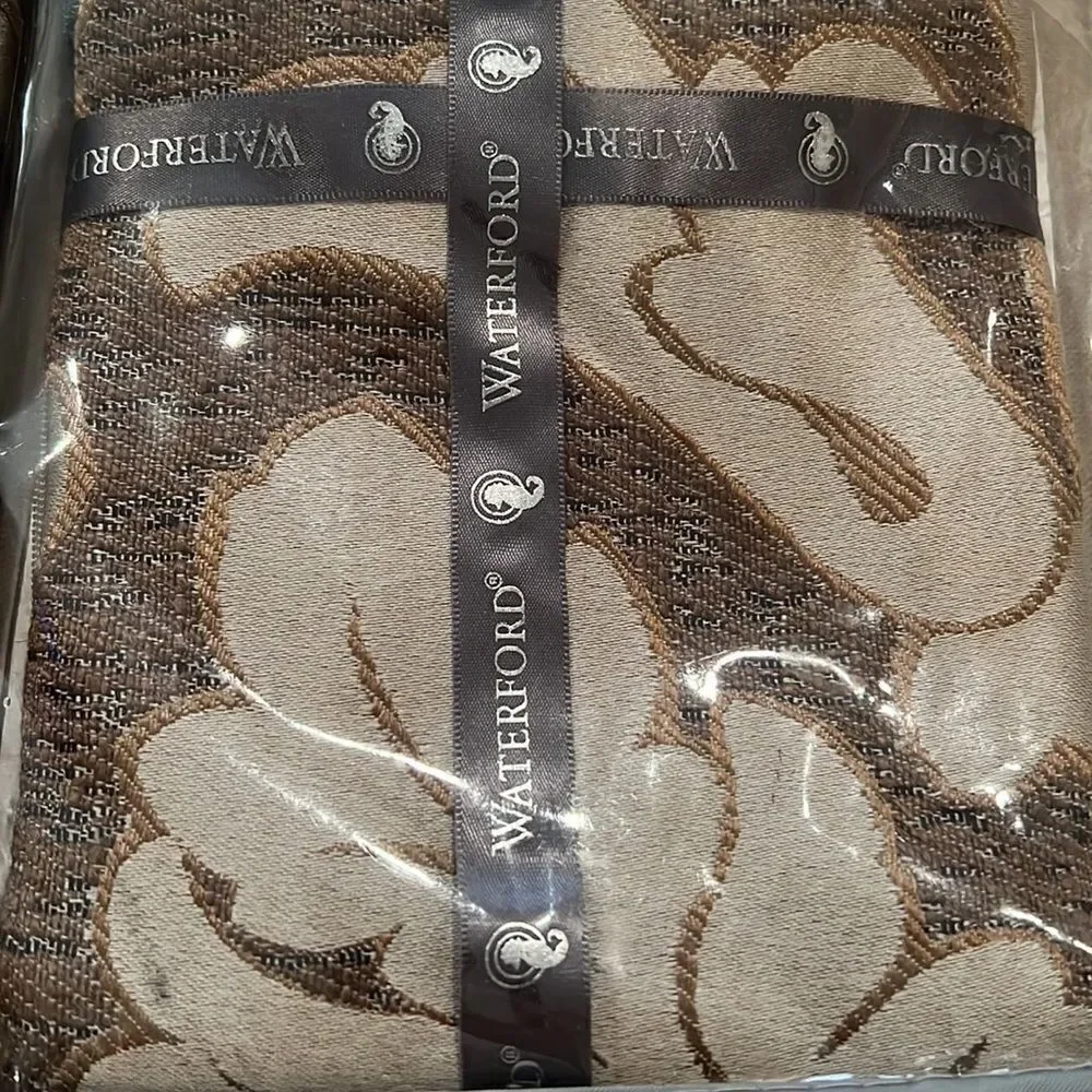 Waterford Linens Pomona Standard Sham Set of 2